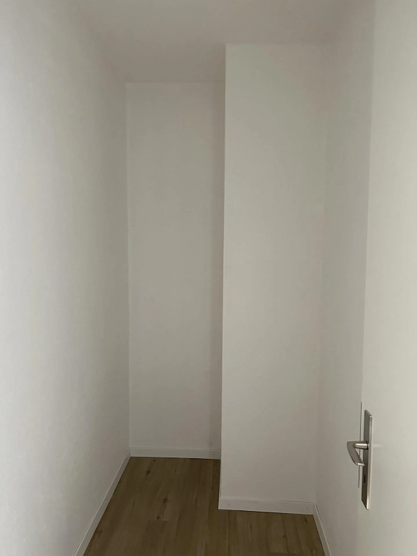 Appartamento completamente ristrutturato vicino al centro e alla stazione - Foto 11 di 12