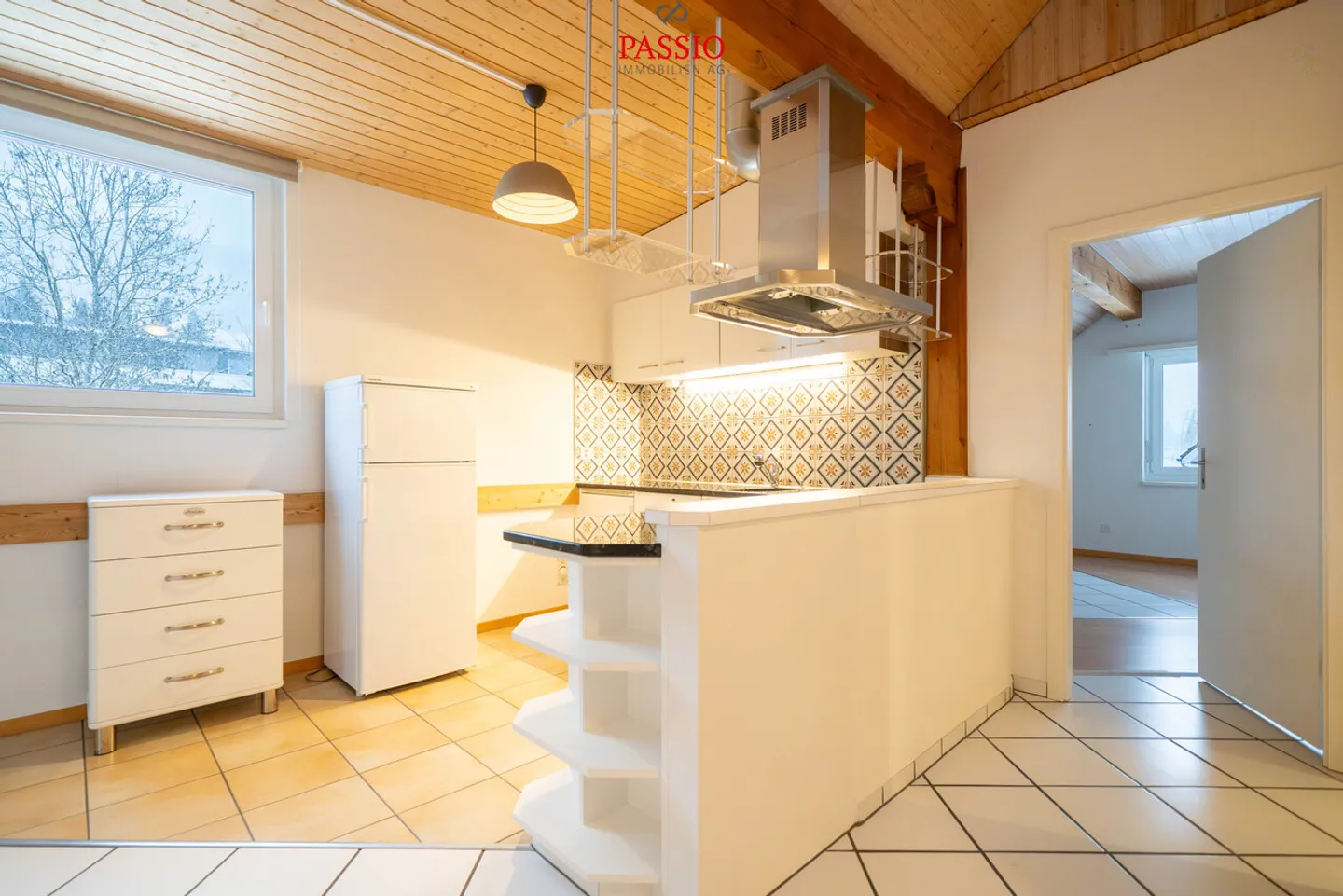 Appartamento duplex di 4,5 locali ben tenuto con grande terrazza - Foto 2 di 16