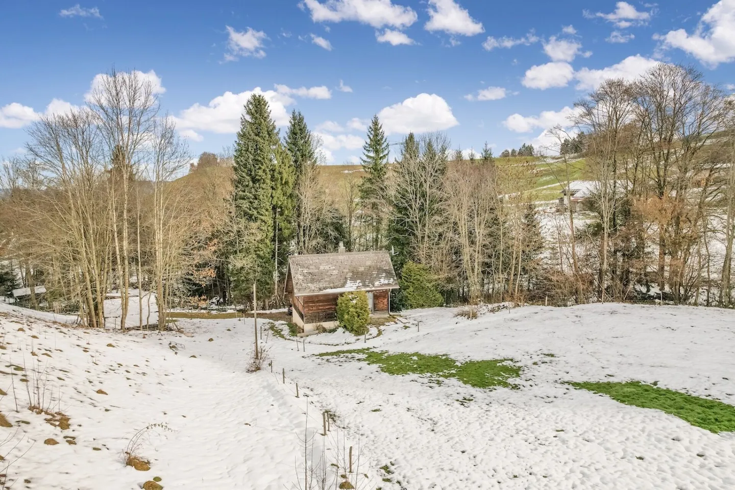 Idyllic Chalet by the Stream, Surrounded by Forest and Nature - Photo 2 of 13
