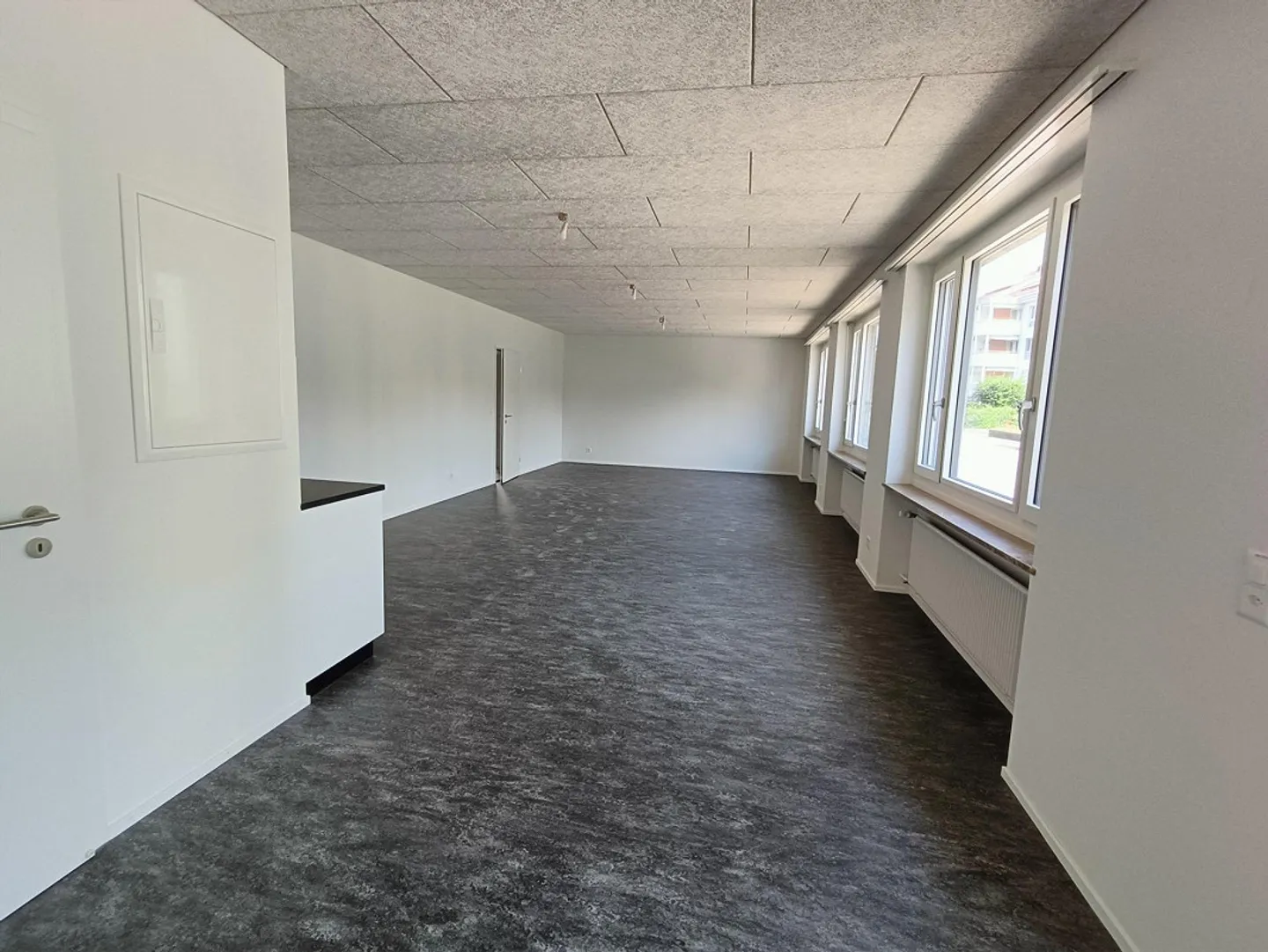 Moderne Gewerbefläche in Allschwil - Foto 2 von 5