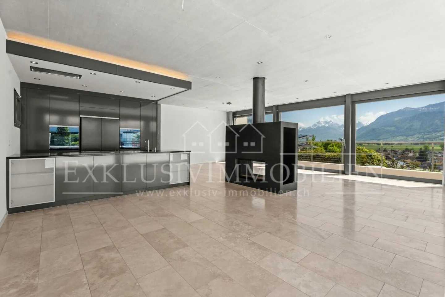 Vivere in esclusiva, godere di ogni momento, villa con vista e pri... - Foto 3 di 6