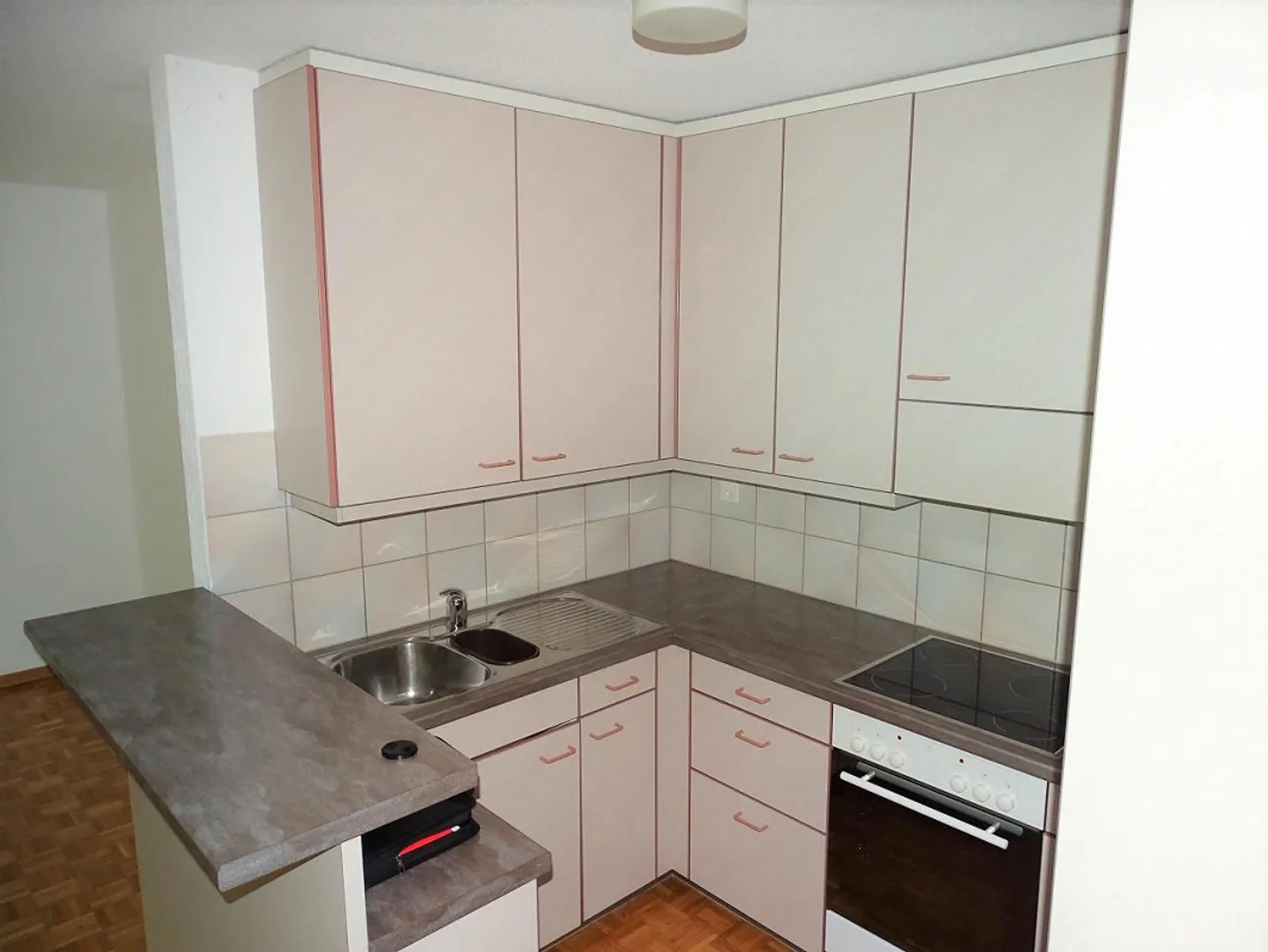 Quiet residential area! - Photo 4 of 9