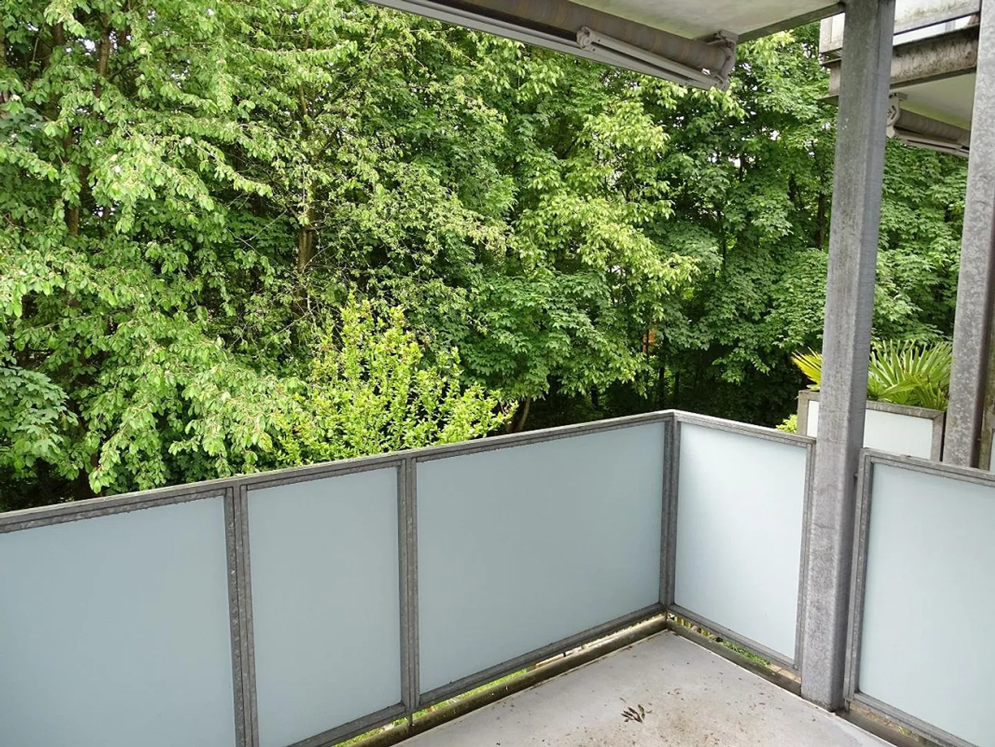 Quiet residential area! - Photo 8 of 9