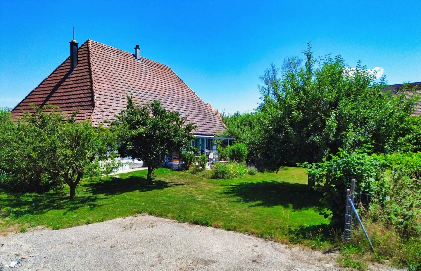 Charmantes Bauernhaus mit Garten - Foto 2 von 17