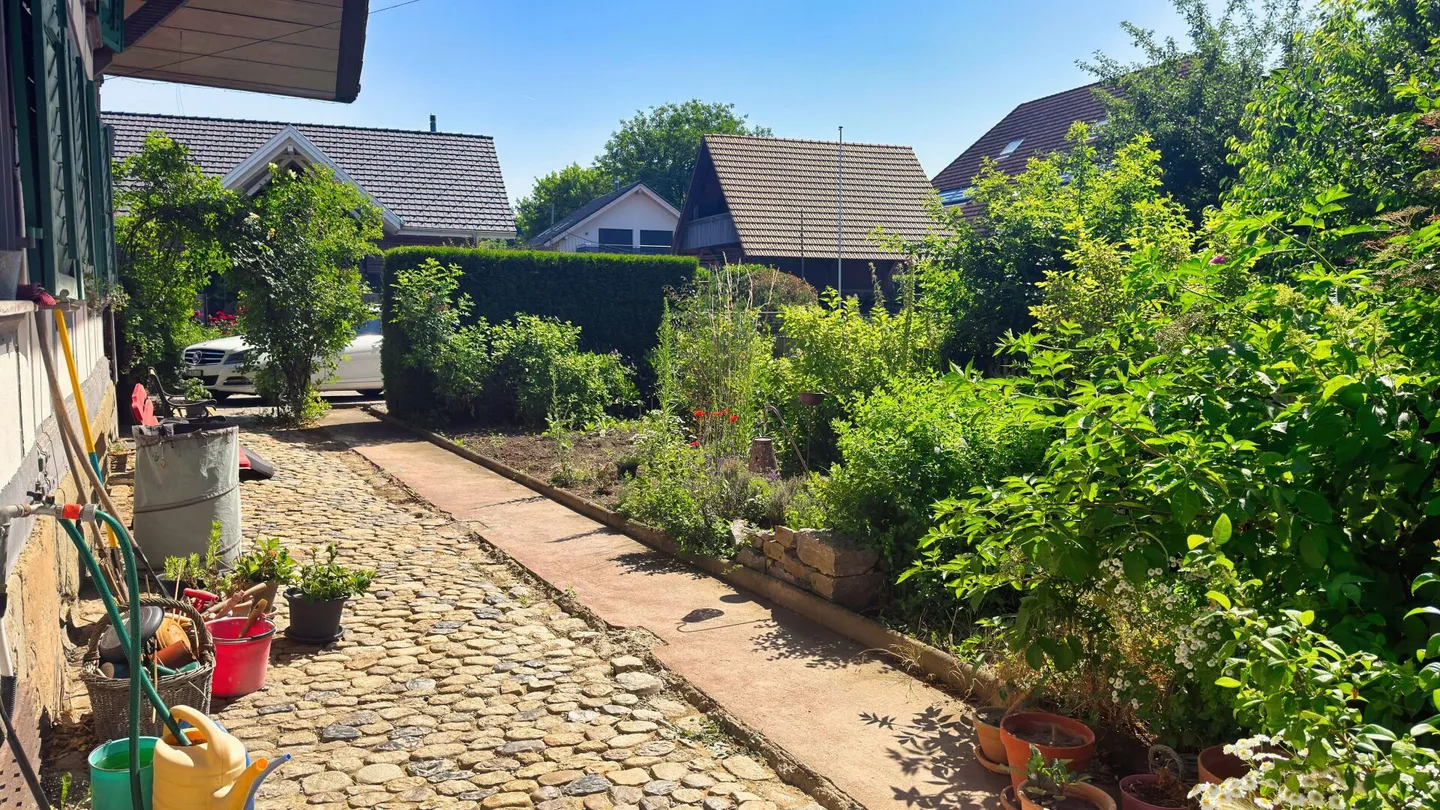 Charmantes Bauernhaus mit Garten - Foto 5 von 17