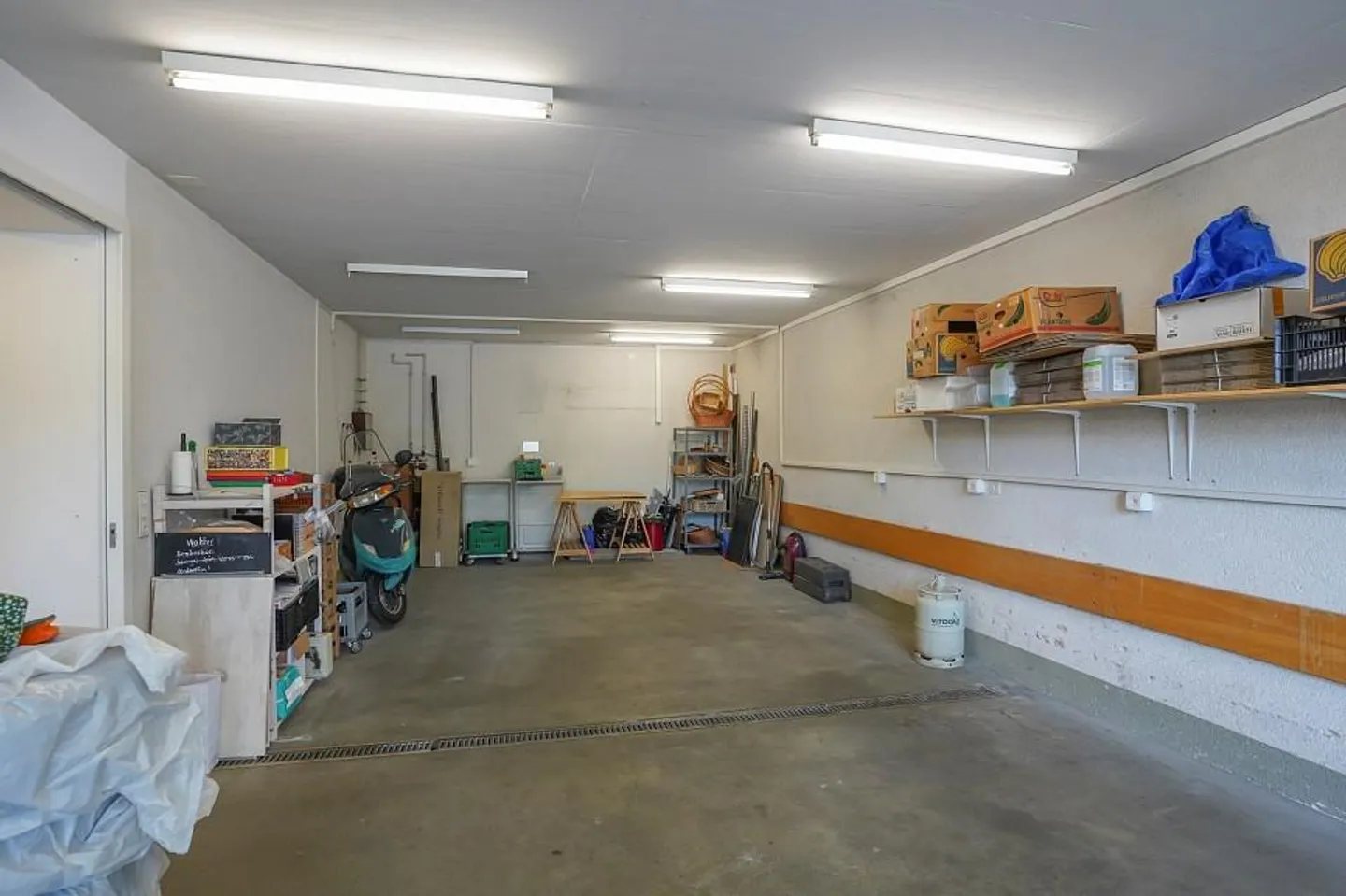 Attractive commercial space with development potential near Bern - Photo 9 of 13