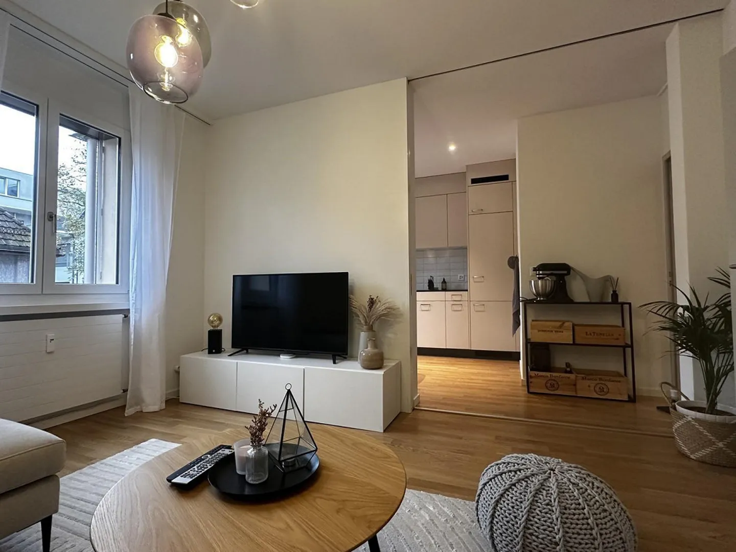 Room in Zurich with option to take over the entire apartment - Photo 4 of 6
