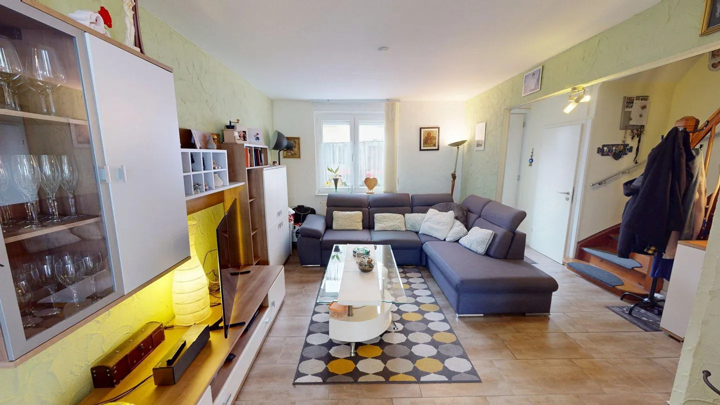 4.5 Room Terraced House with Conservatory - Photo 2 of 22