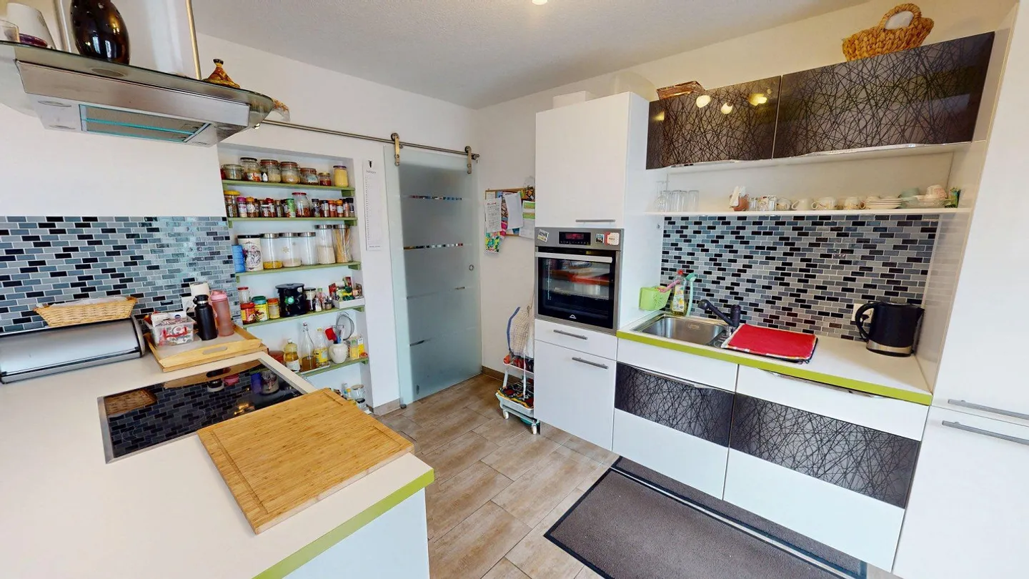 4.5 Room Terraced House with Conservatory - Photo 5 of 22