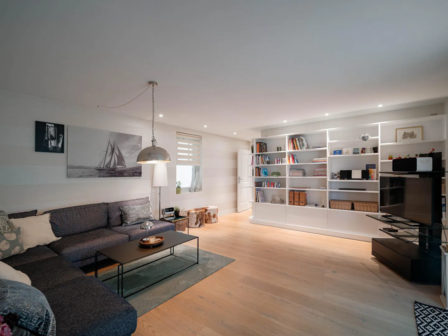 Proprietà elegante con ampio spazio esterno privato - Foto 10 di 18