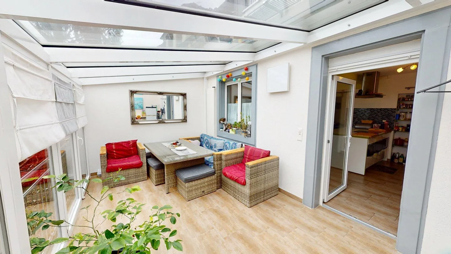 4.5 Room Terraced House with Conservatory - Photo 8 of 22