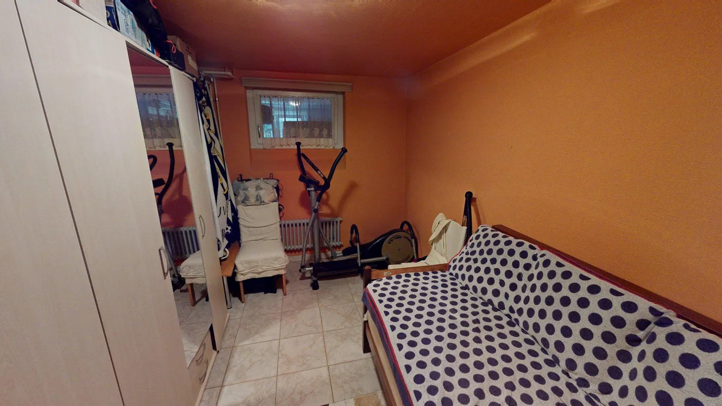 4.5 Room Terraced House with Conservatory - Photo 12 of 22