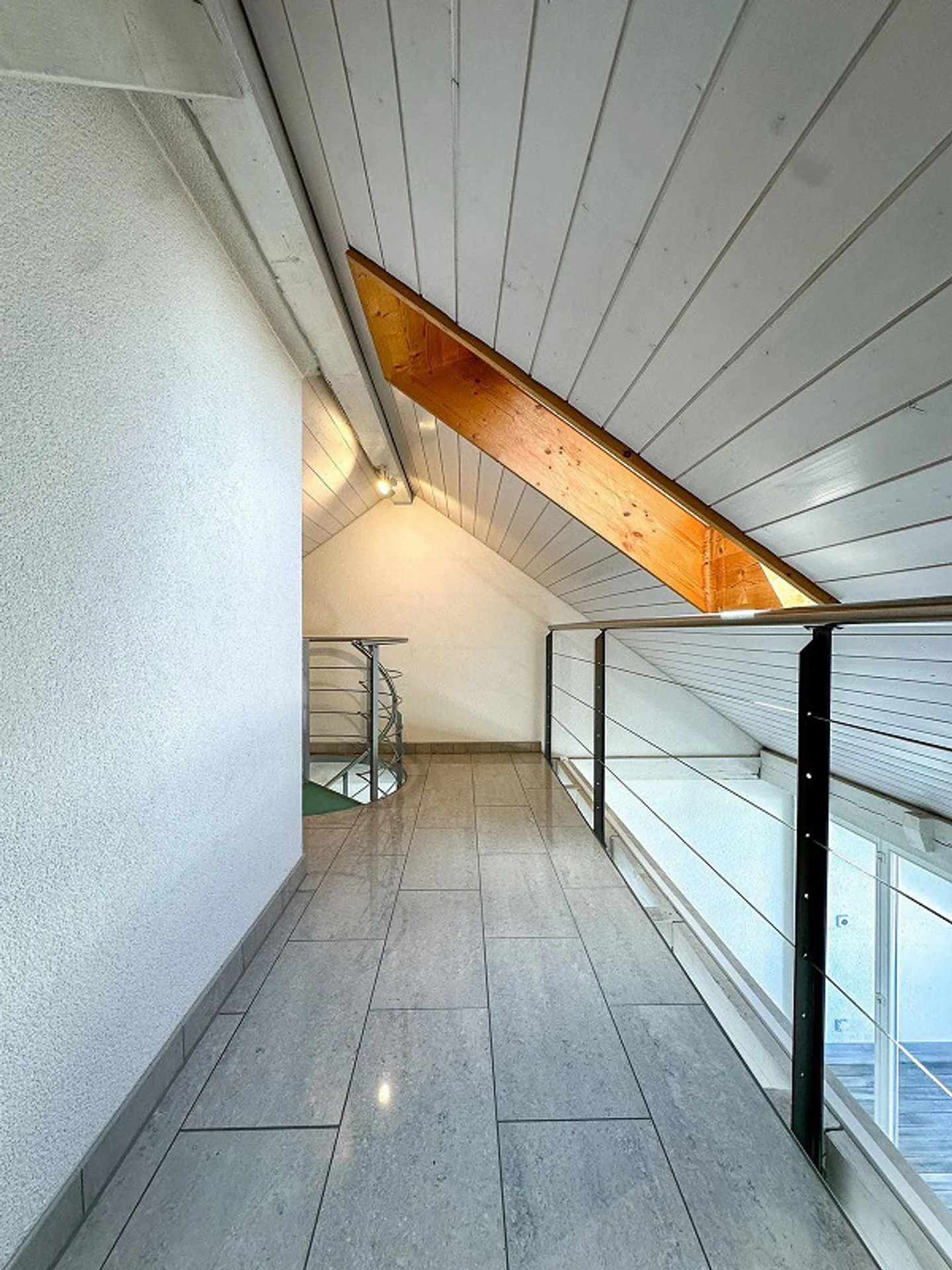 Helle Maisonettewohnung - Foto 3 von 13