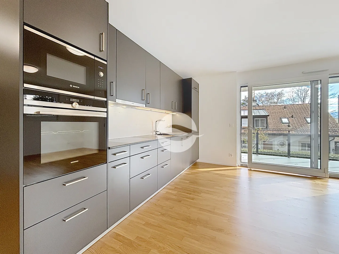 Magnifique appartement de 5,5 pièces près du Palais des Nations - Photo 2 sur 14