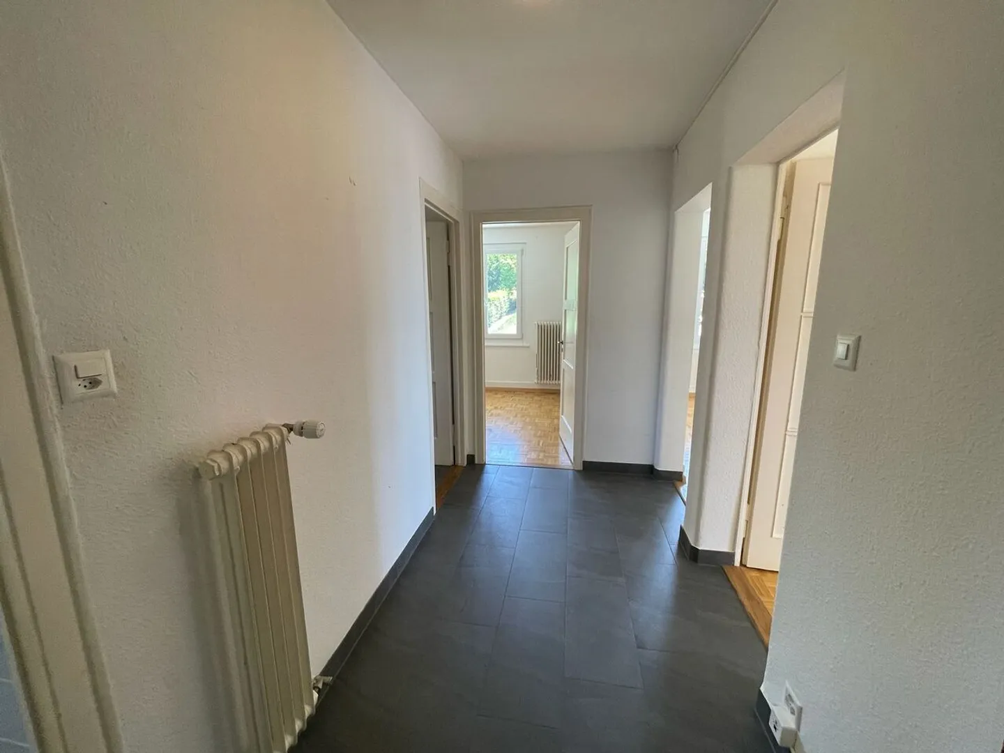 Charming 3.5 Room Apartment - Photo 10 of 14