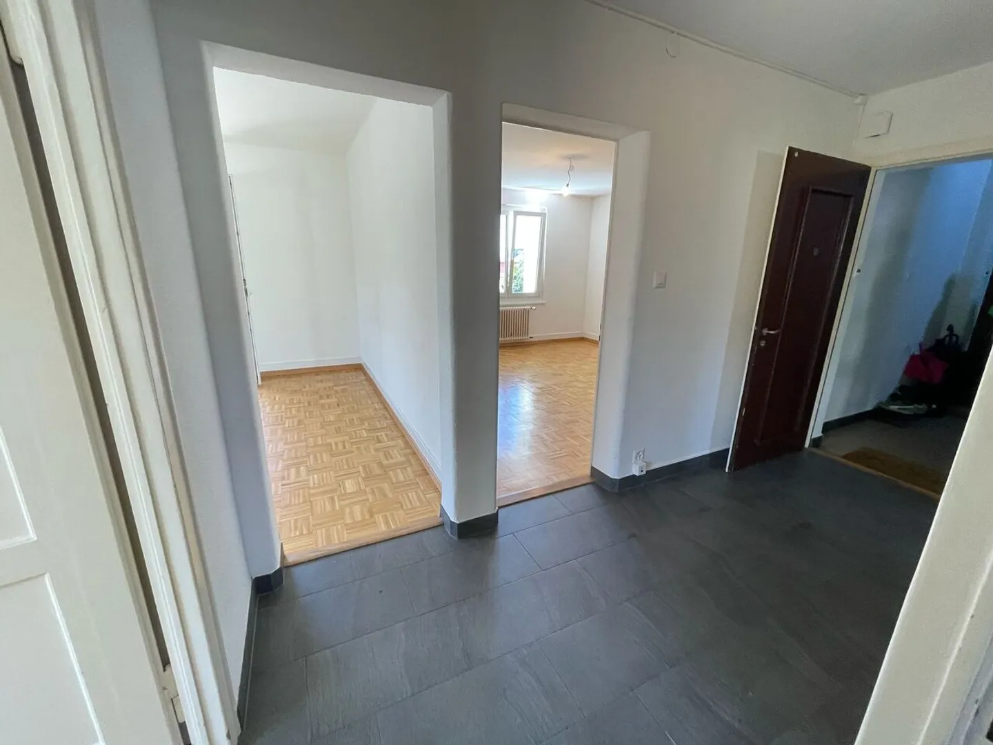 Charming 3.5 Room Apartment - Photo 11 of 14