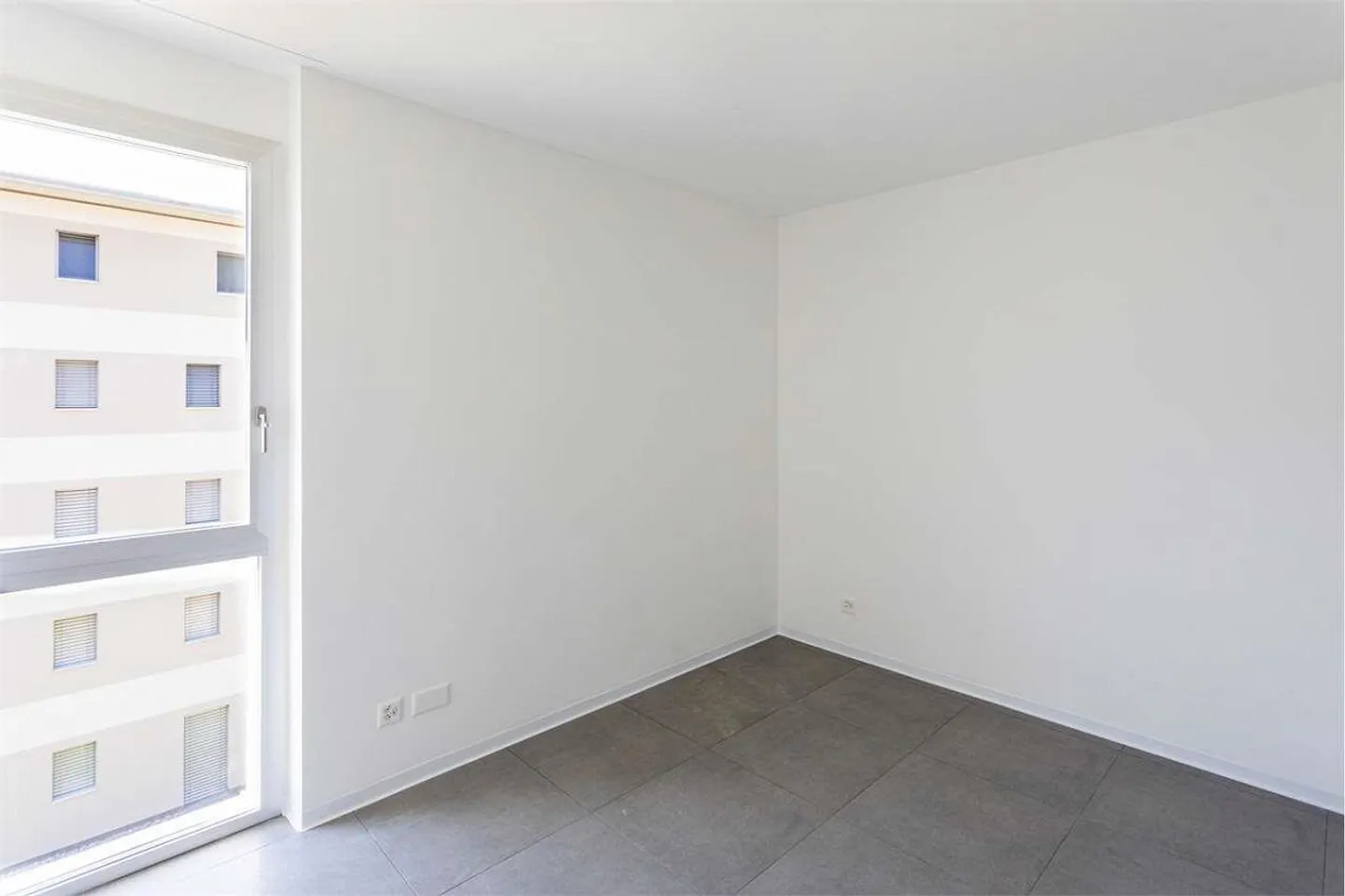 Bright Apartment - 3.5 Rooms - Photo 8 of 13