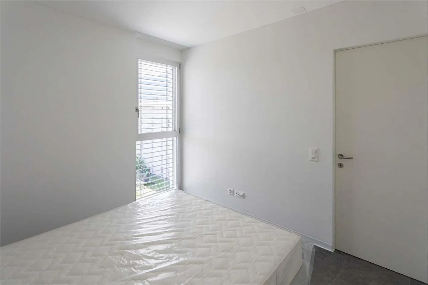 Bright Apartment - 3.5 Rooms - Photo 10 of 13