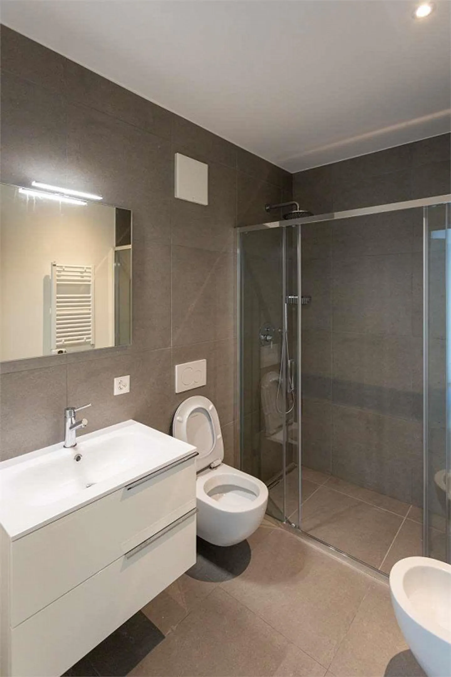 Bright Apartment - 3.5 Rooms - Photo 11 of 13