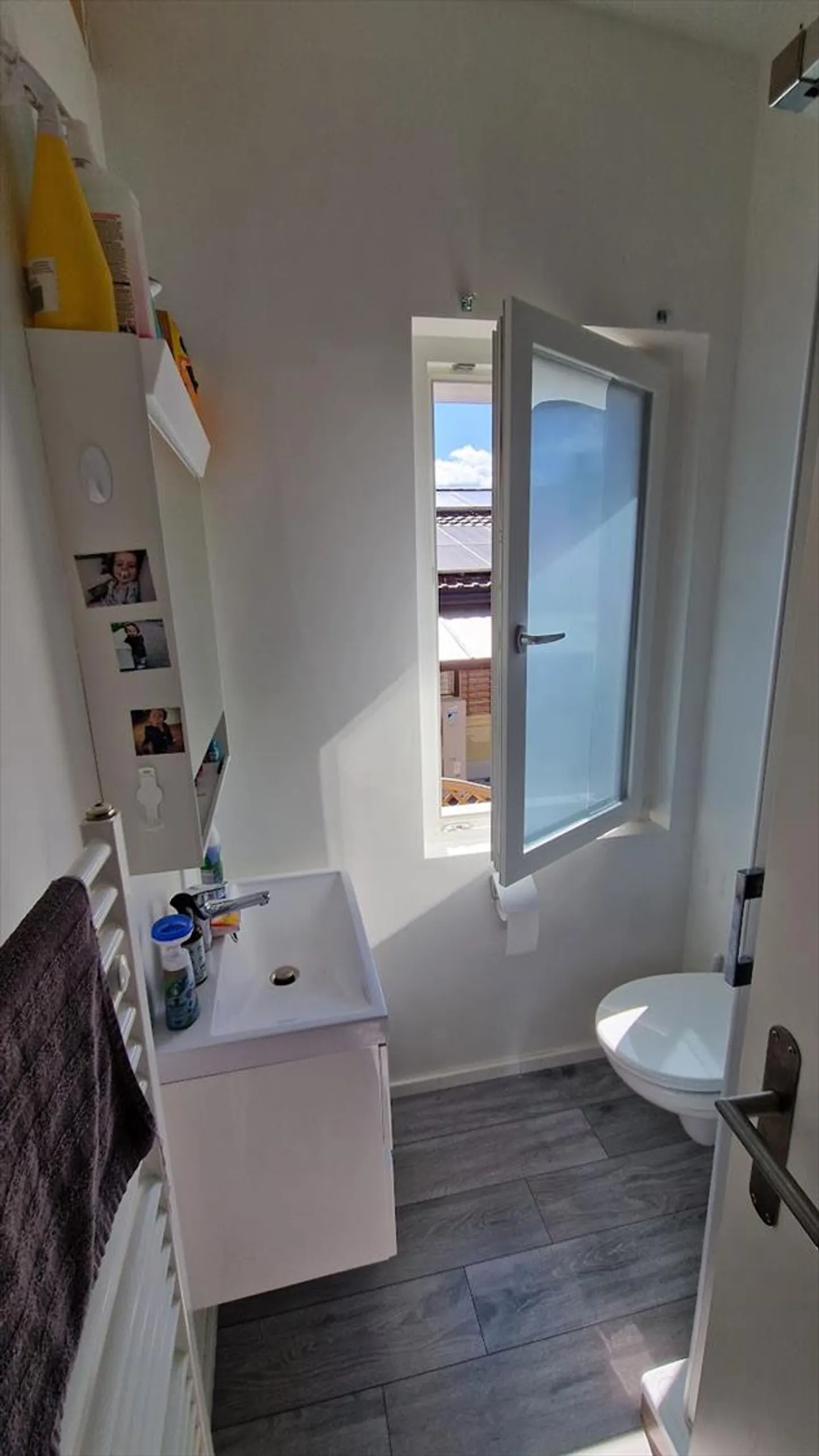 House on 2 Floors - Photo 8 of 13