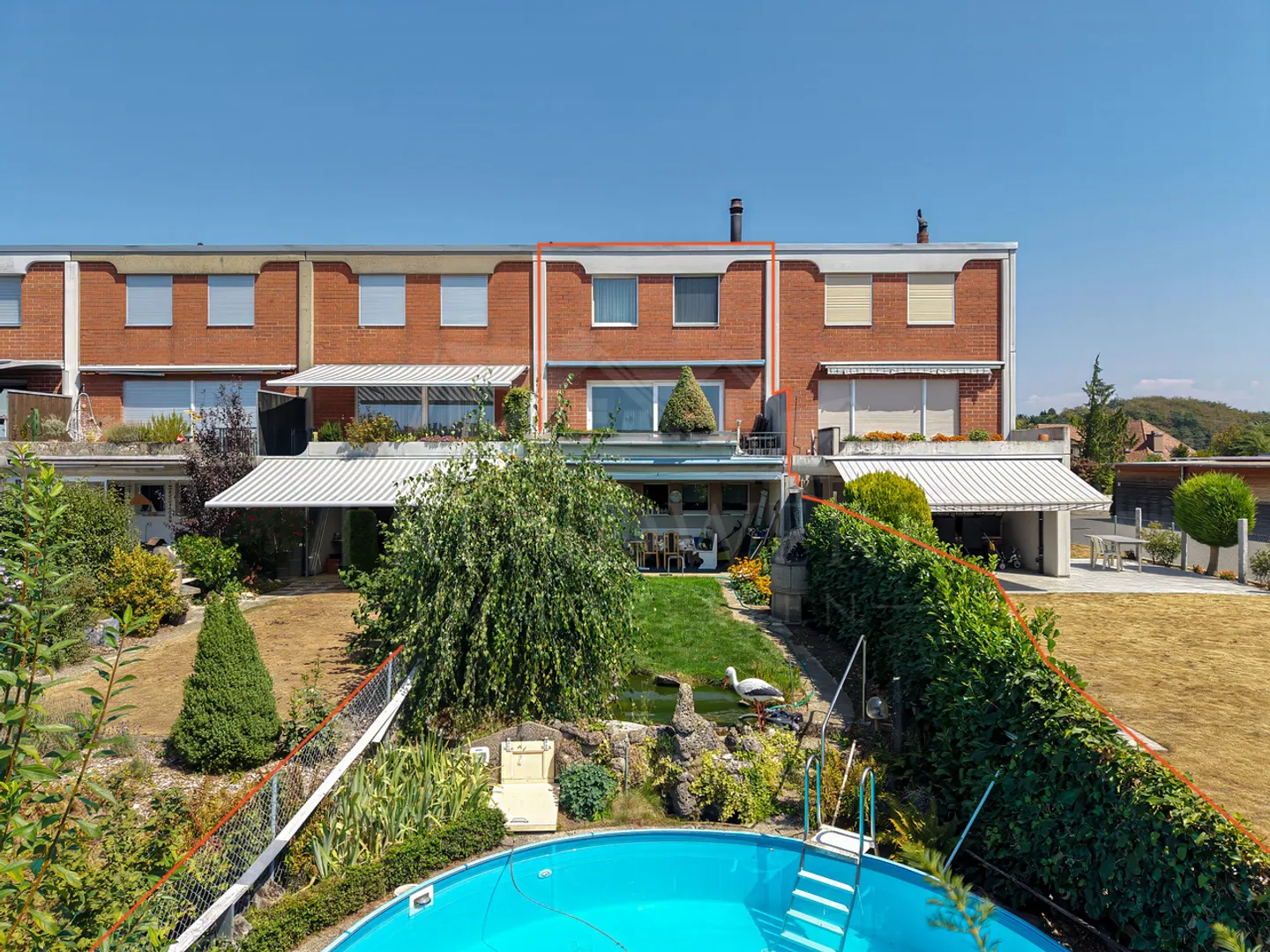 Maison de ville charmante avec piscine - Photo 1 sur 16