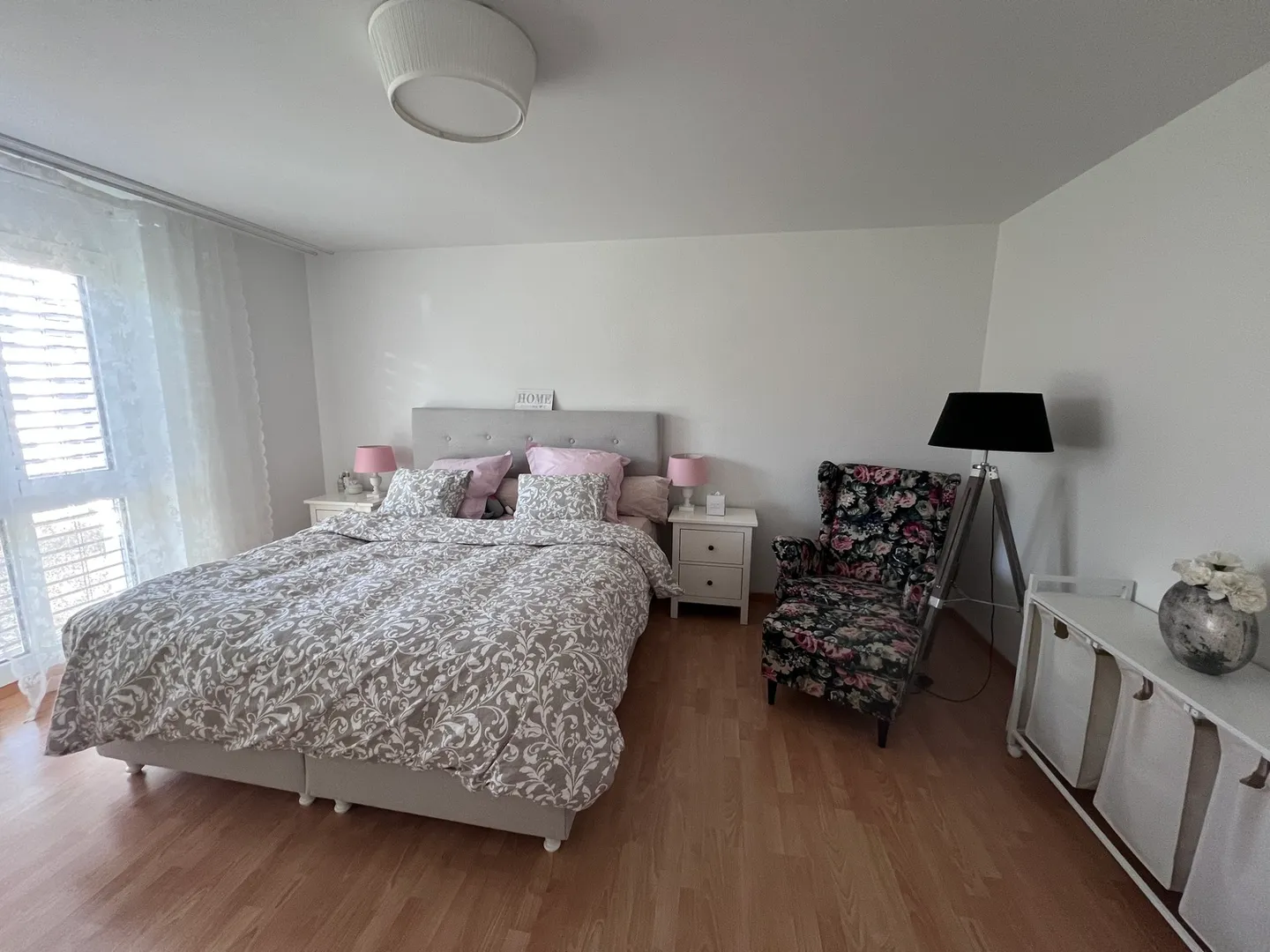 Appartement spacieux avec balcons - Photo 6 sur 10