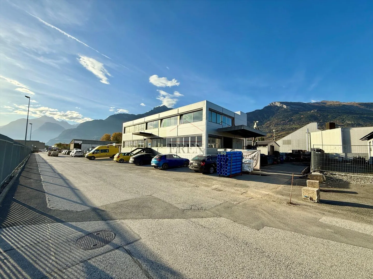Officina - Hall: Grande area in affitto a Conthey - Foto 12 di 13