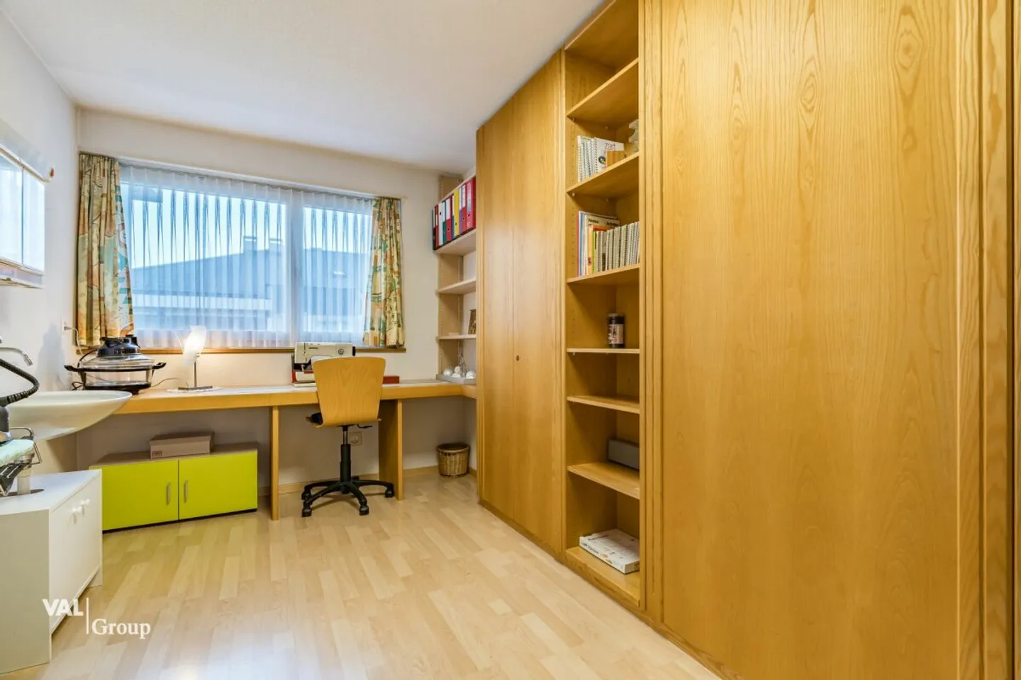 Ampio spazio per la famiglia - appartamento generoso di 6,5 stanze con camino e balconi - Foto 10 di 20