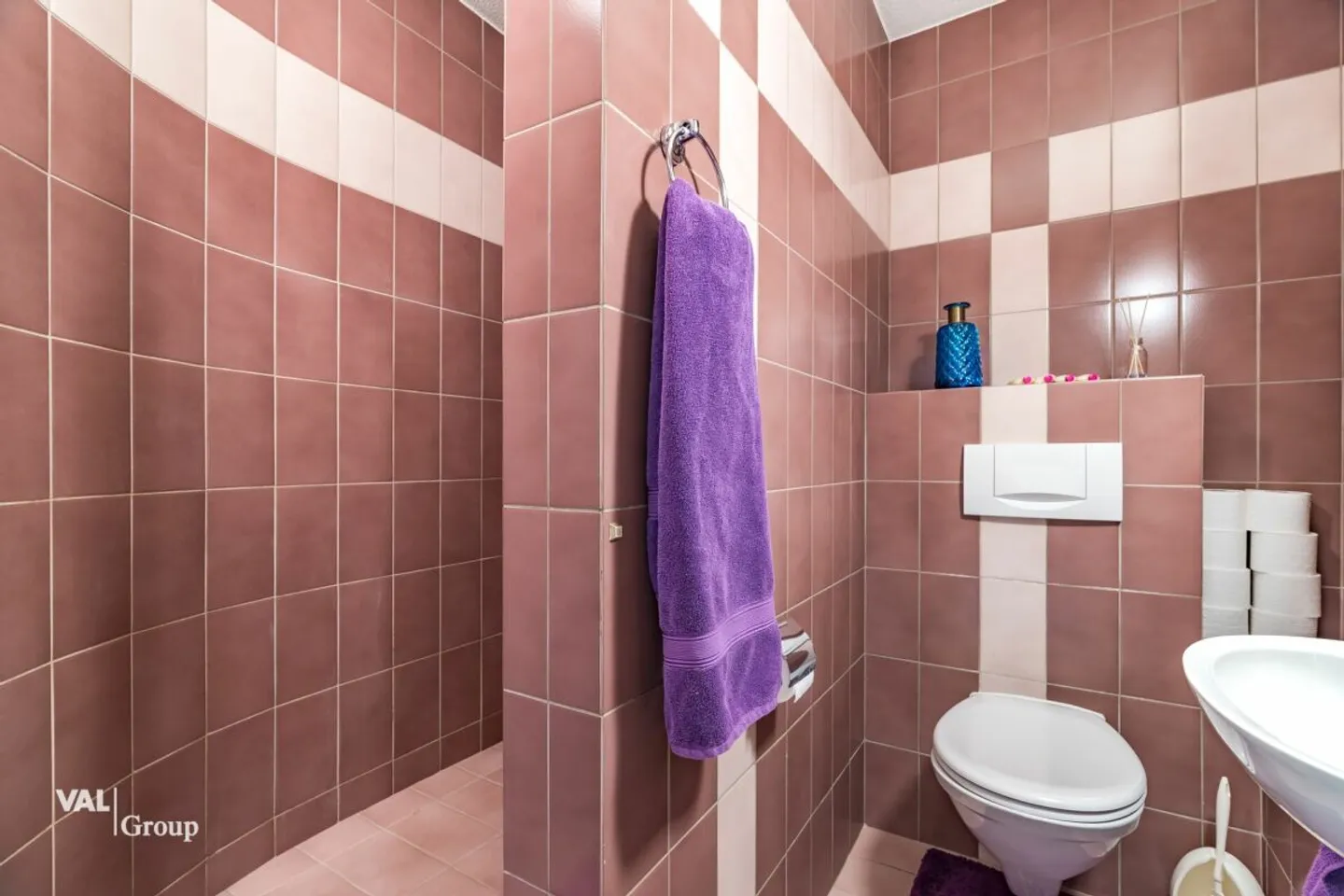 Ampio spazio per la famiglia - appartamento generoso di 6,5 stanze con camino e balconi - Foto 14 di 20