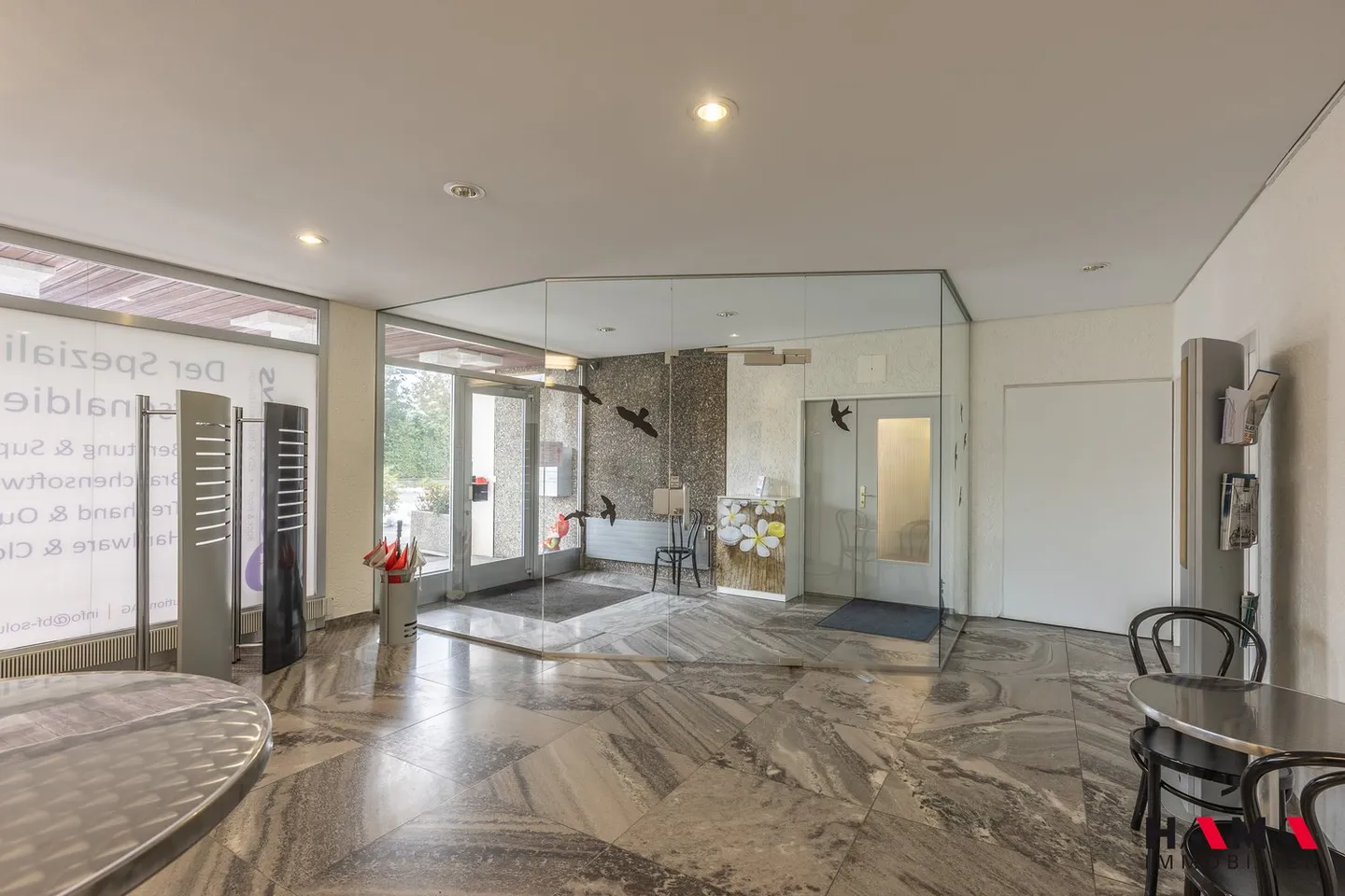 Ampie sedi per uffici in una posizione centrale - Foto 1 di 13