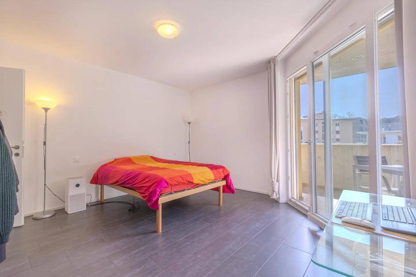 Appartamento spazioso e moderno di 3,5 locali in una zona molto ben attrezzata a Porza - Foto 7 di 9