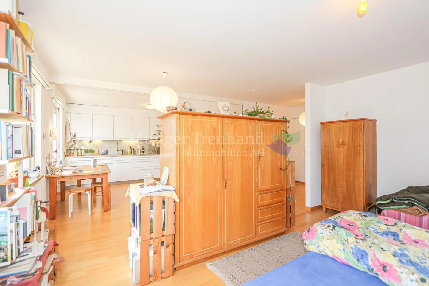 Sole del mattino e della sera: Luminoso appartamento di 2,5 stanze con stanza hobby - Foto 5 di 13