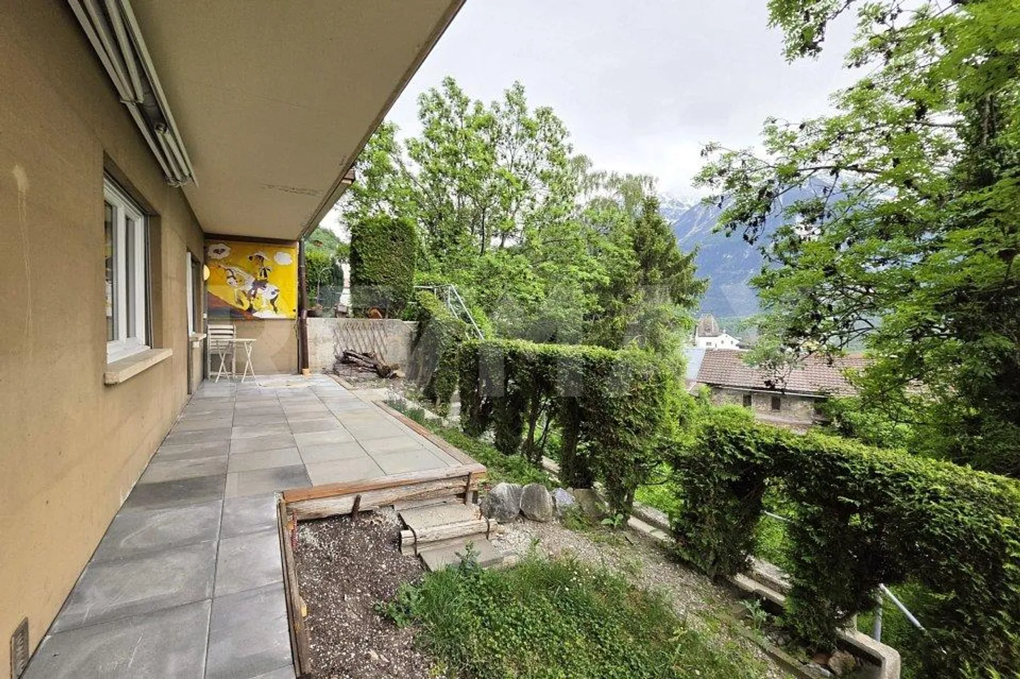 Cozy 2.5 Room Apartment with Private Terrace in Leuk-Stadt - Photo 10 of 12