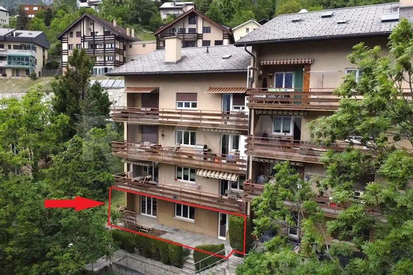 Cozy 2.5 Room Apartment with Private Terrace in Leuk-Stadt - Photo 12 of 12