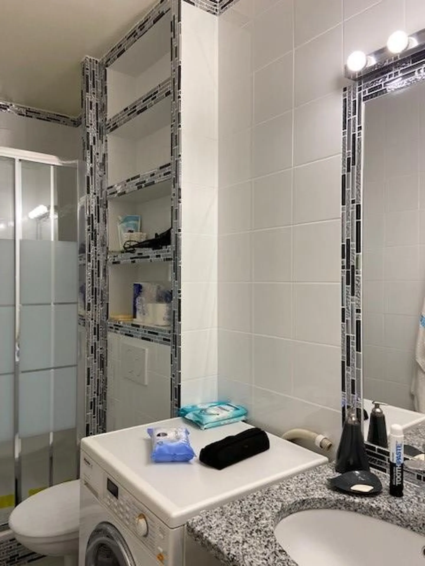 Champel District - 2.5 Rooms - Photo 4 of 6