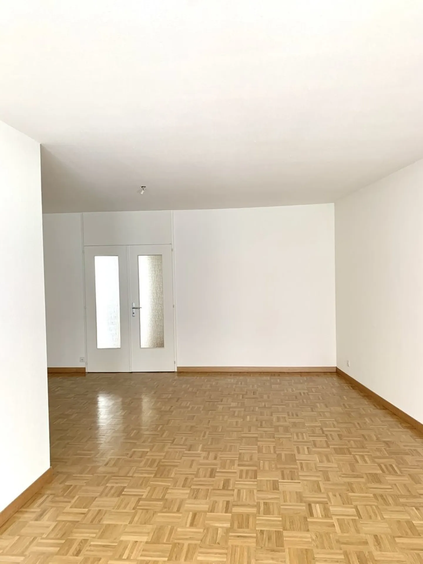 In der Nähe von Jonction: 4 Zimmer mit Balkon - Foto 5 von 12