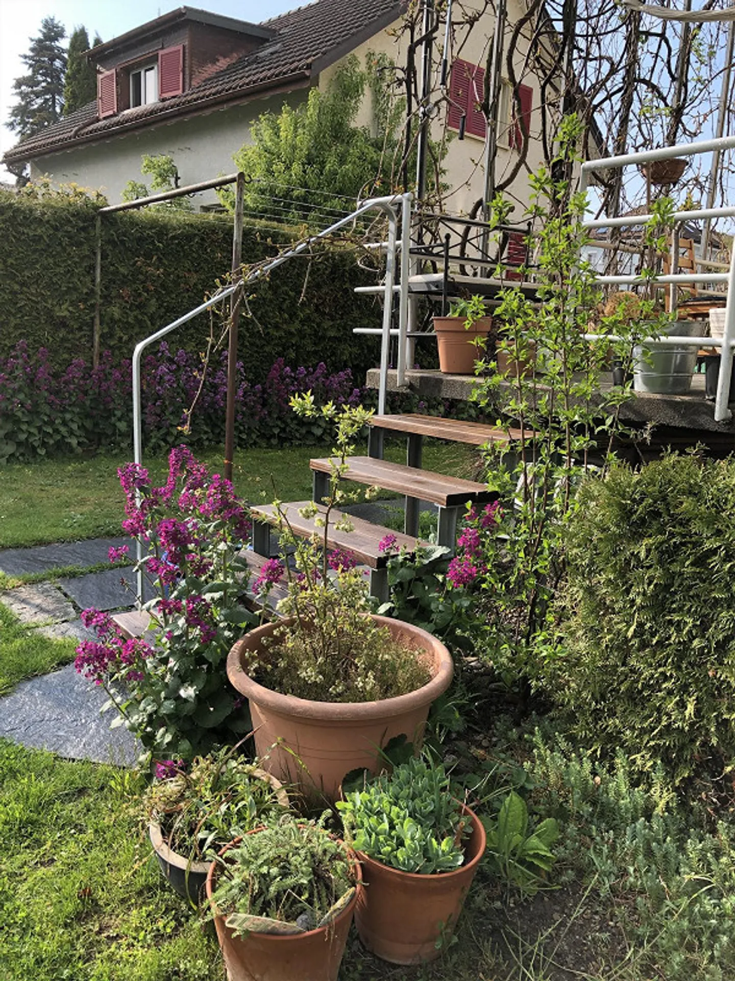 4-room apartment, 3 min walk from the train station, high floor, sunny with garden - Photo 4 of 11