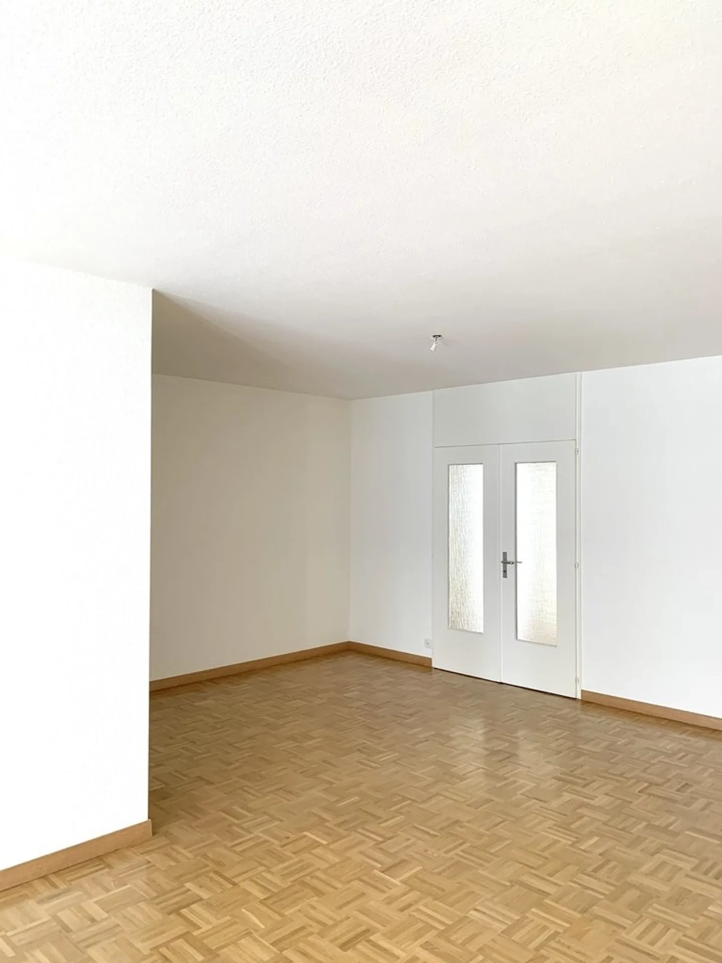 In der Nähe von Jonction: 4 Zimmer mit Balkon - Foto 6 von 12