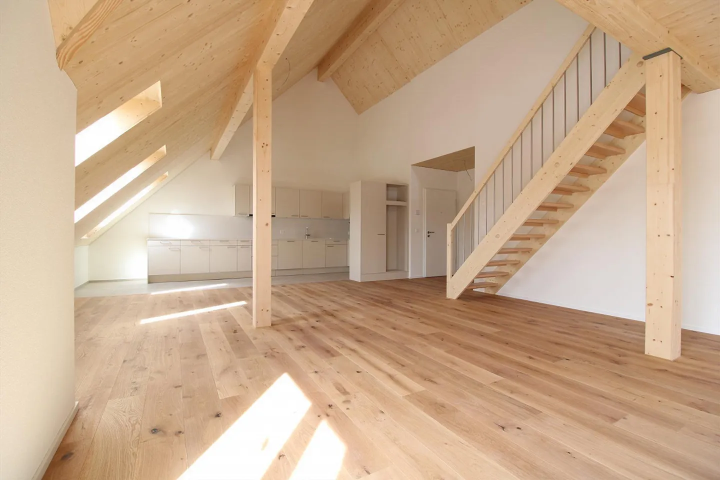 4.5 Room New Build Maisonette Apartment - Photo 4 of 12