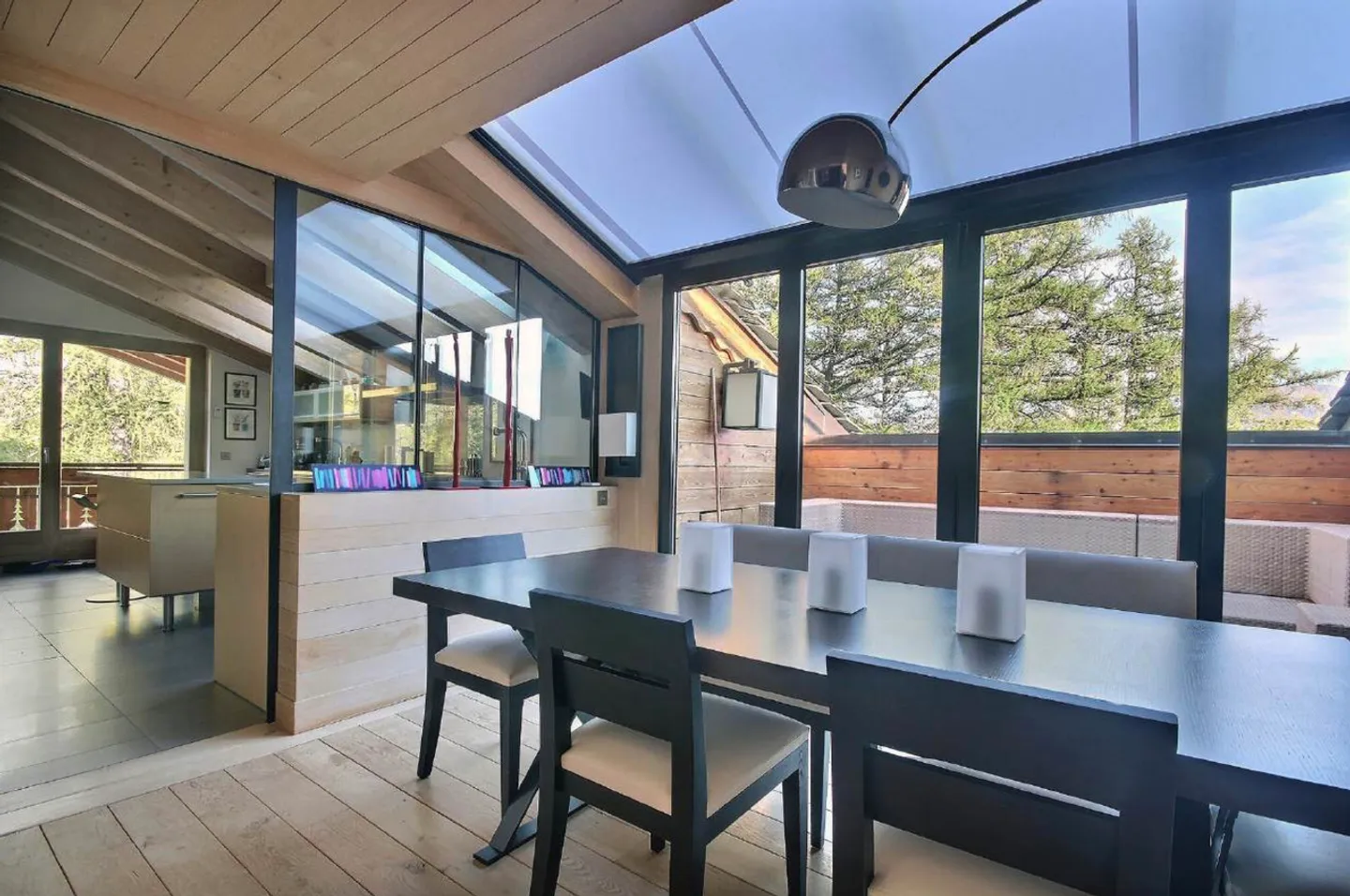 Luxury Attic with Alpine Views - Photo 4 of 15