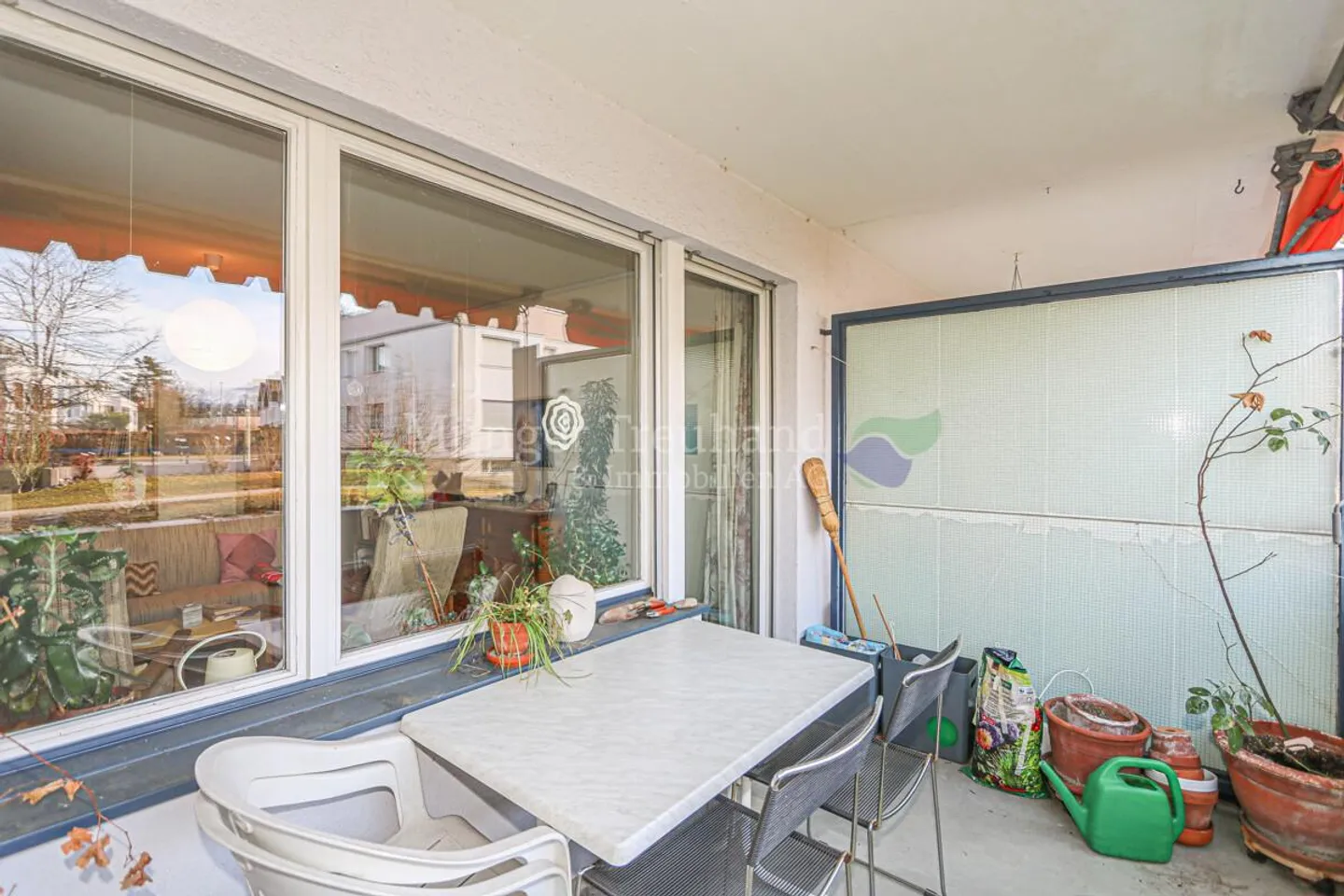 Sole del mattino e della sera: Luminoso appartamento di 2,5 stanze con stanza hobby - Foto 7 di 13