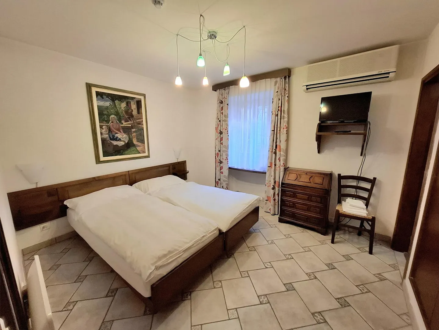 Historische Residenz mit 20 Zimmern im Herzen von Intragna - leben, beherbergen und ein einzigartiges Projekt in den Centovalli schaffen - Foto 8 von 14