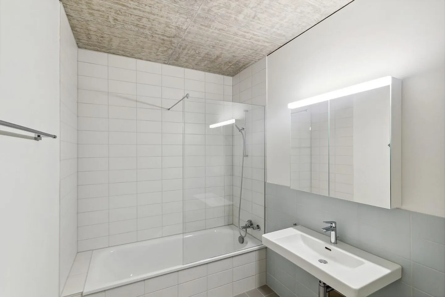 Moderne 2.5-Zimmerwohnung - Foto 4 von 7
