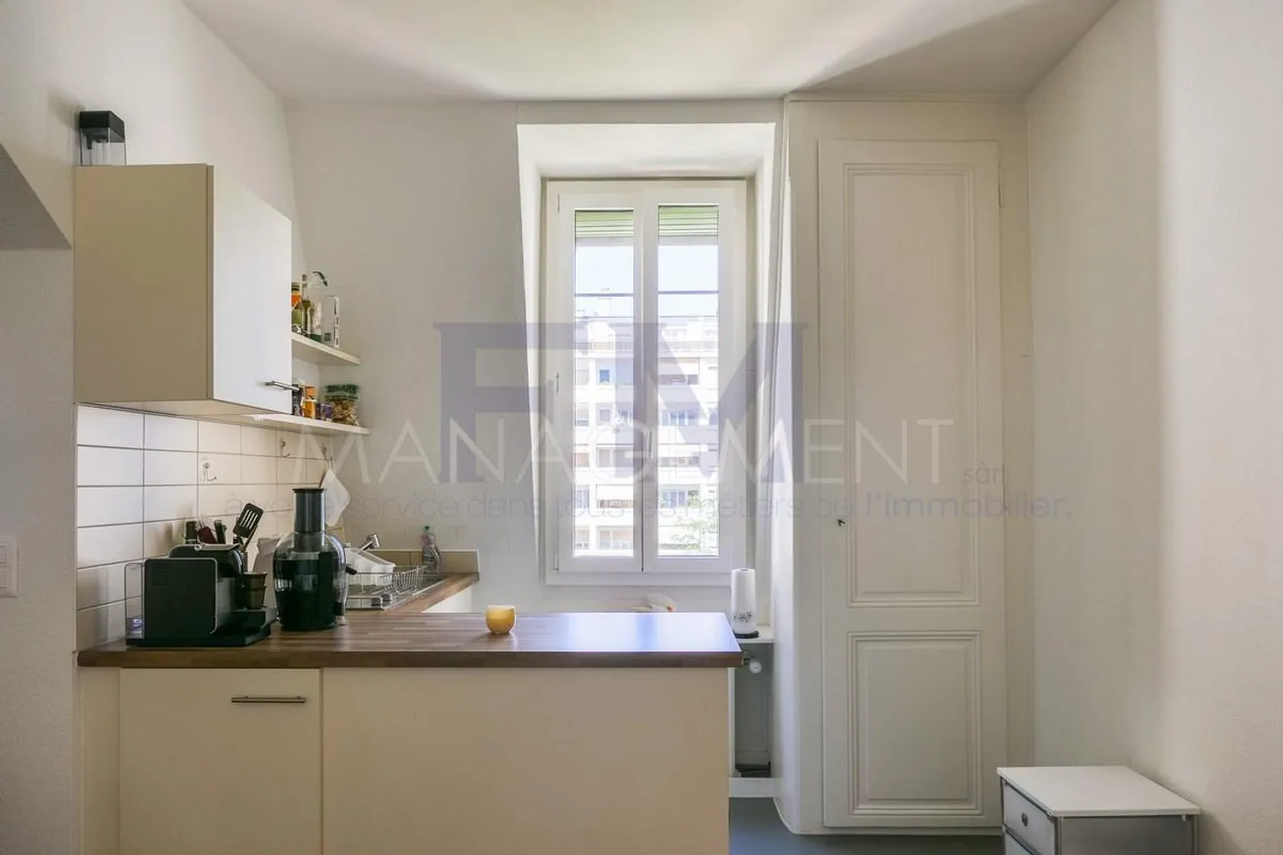 Charmant appartement 2 pièces - Photo 3 sur 6