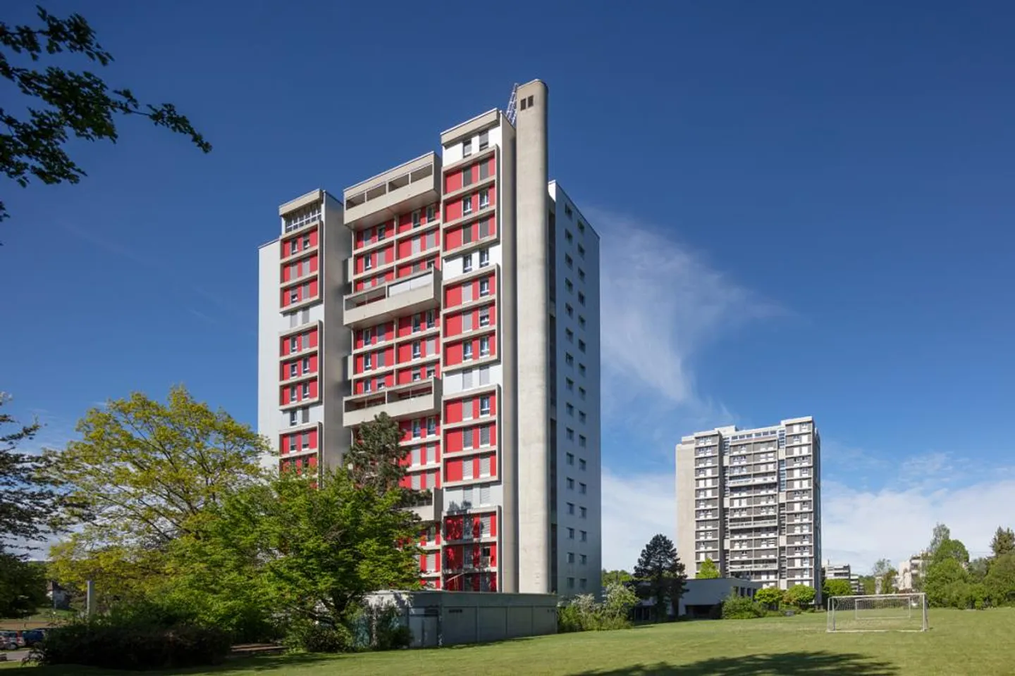 Appartement 3 1/2 pièces avec balcon et magnifique soleil du soir - Photo 1 sur 6