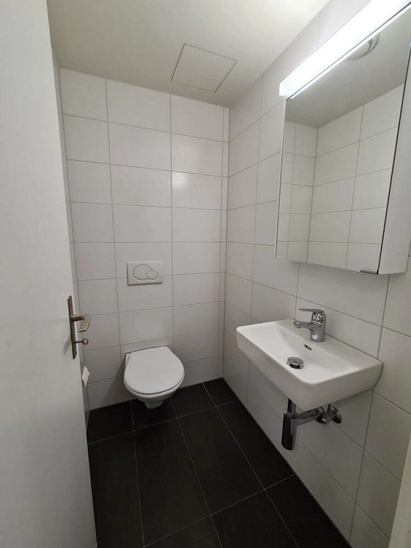 Appartement 3 1/2 pièces avec balcon et magnifique soleil du soir - Photo 4 sur 6