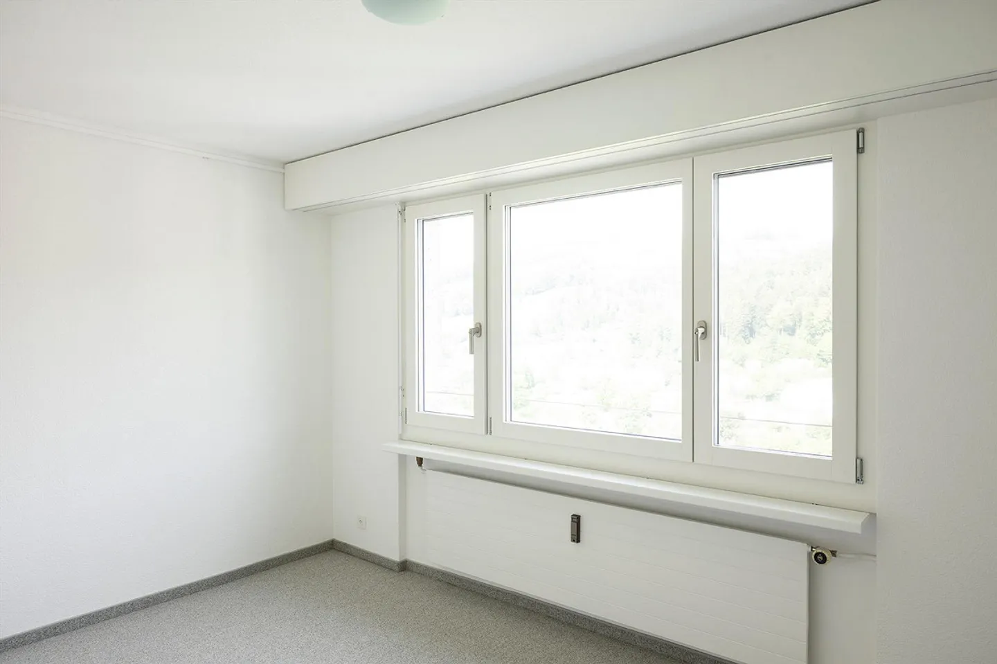 Appartement 4.5 pièces au 15ème étage avec vue panoramique sur les Churfirsten - Photo 8 sur 16