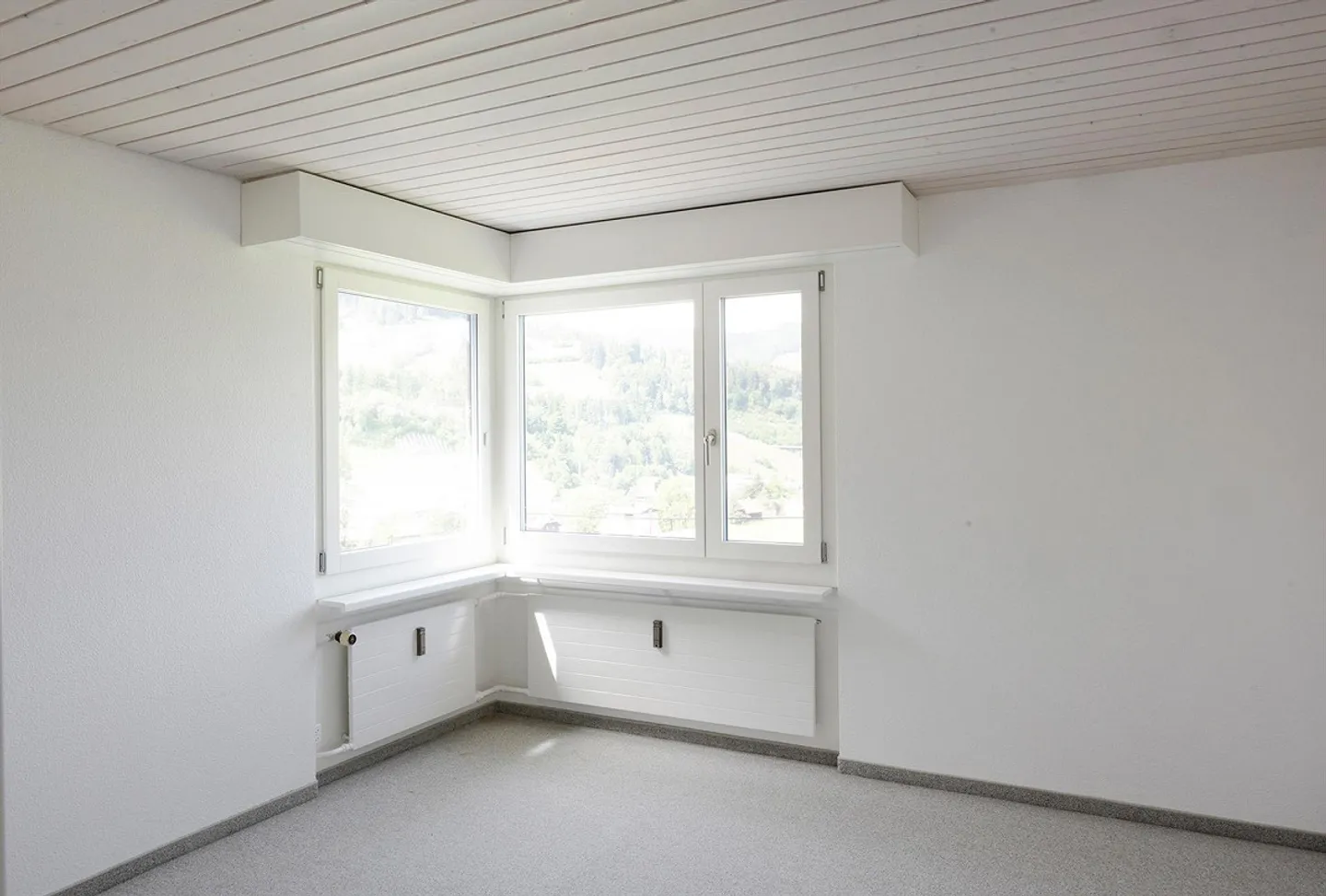 Appartement 4.5 pièces au 15ème étage avec vue panoramique sur les Churfirsten - Photo 9 sur 16