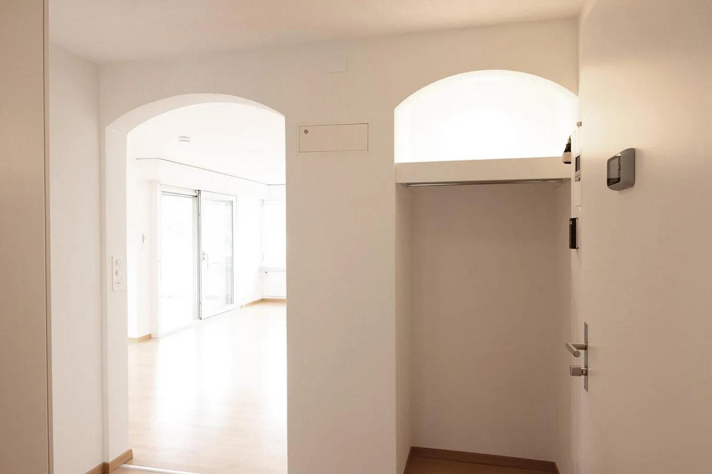 Appartement 4.5 pièces au 15ème étage avec vue panoramique sur les Churfirsten - Photo 5 sur 16