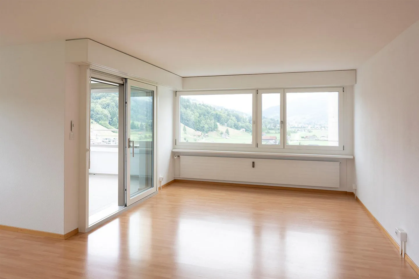Appartement 4.5 pièces au 15ème étage avec vue panoramique sur les Churfirsten - Photo 13 sur 16